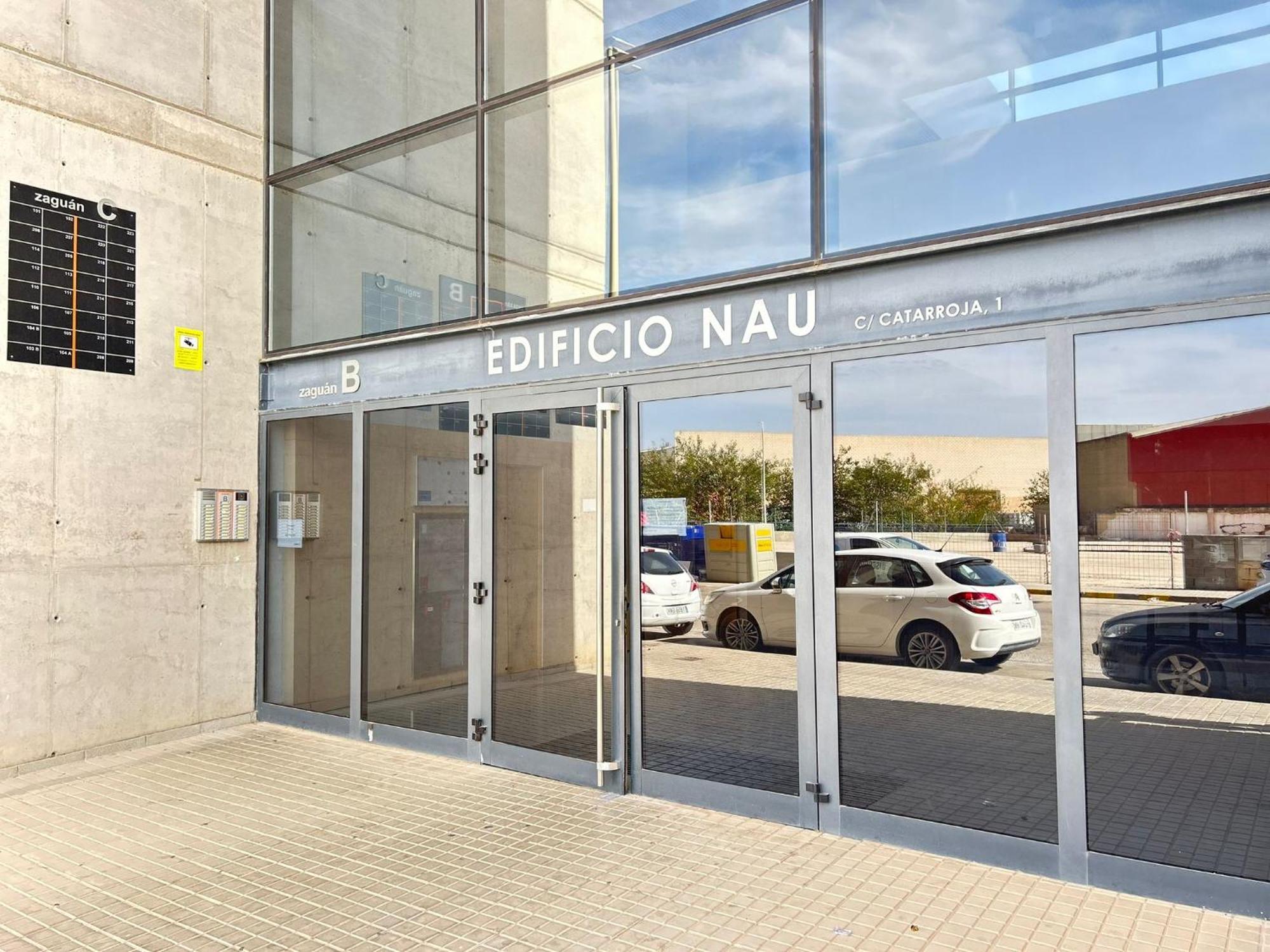Апарт отель Mi Huesped Valencia, Aeropuerto Манисес Экстерьер фото